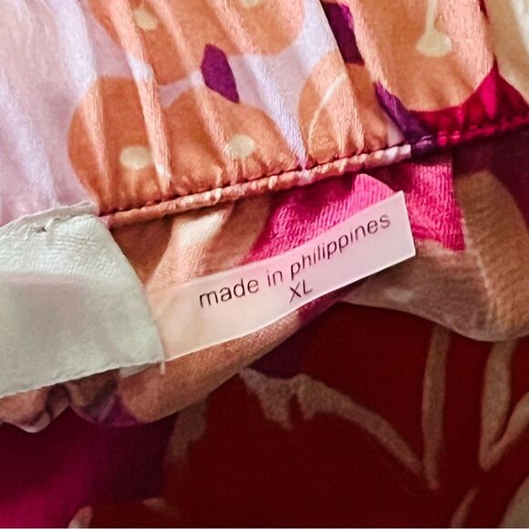 Natori Satin Pants Size XL Cropped Wide Leg Elastic Waist Pull On Floral Pants - Picture 6 of 10